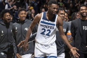  唐斯三分绝杀森林狼险胜活塞拿下赛季第40胜