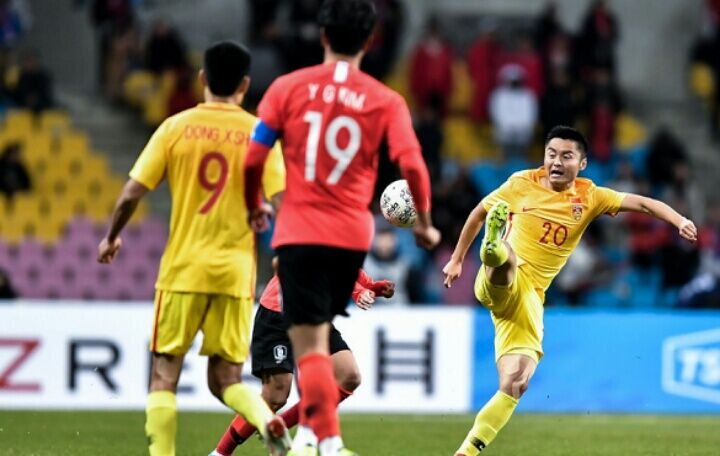  阿雅克肖定位球战术奏效，法甲小球队创造奇迹